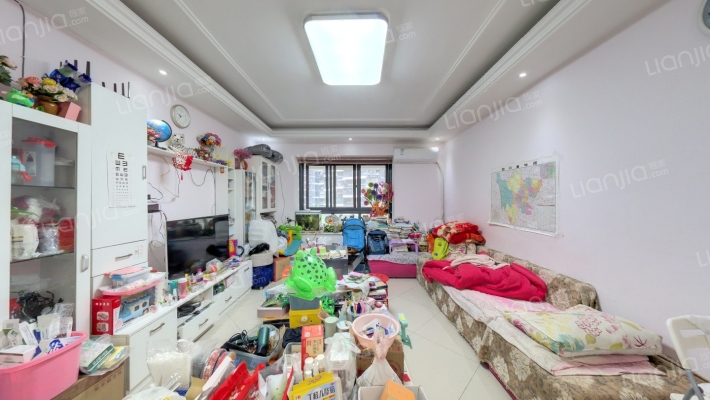 清水河畔二手房实景图