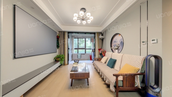 云靖花园二手房实景图