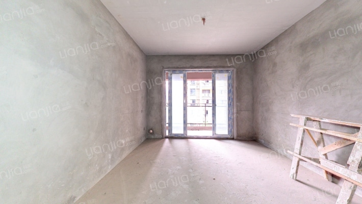 上城中央二期（E组团）二手房实景图