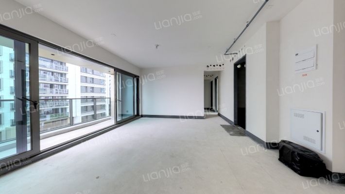 悦集二手房实景图