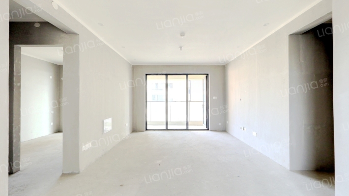 越秀天悦海湾二手房实景图