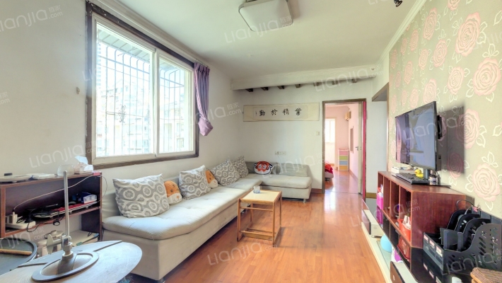 雅丽花园一期二手房实景图