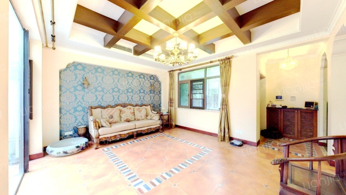 海上湾华庭紫园别墅二手房实景图