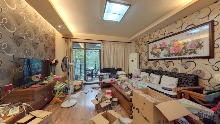 花间集二手房实景图