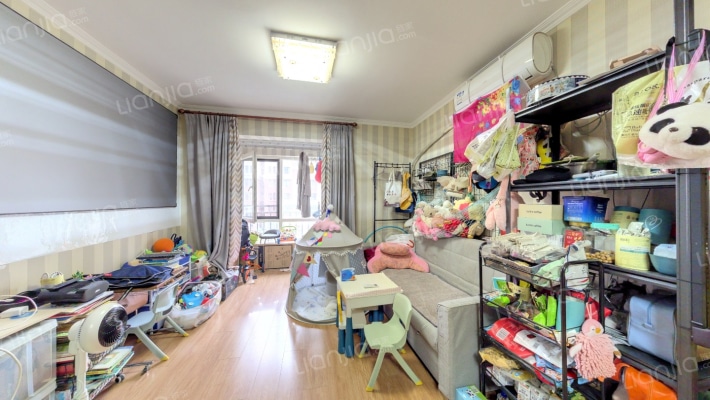 建邦华庭西区二手房实景图