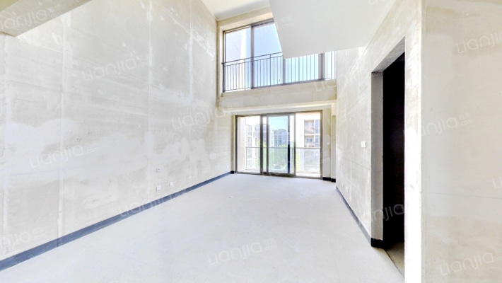 宸风云庐C区二手房实景图