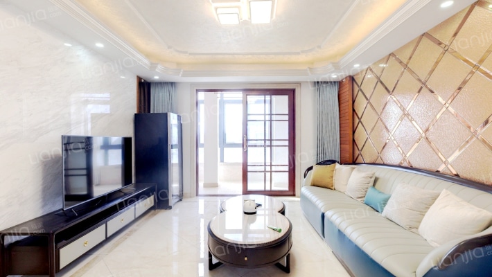 新凤凰城二手房实景图