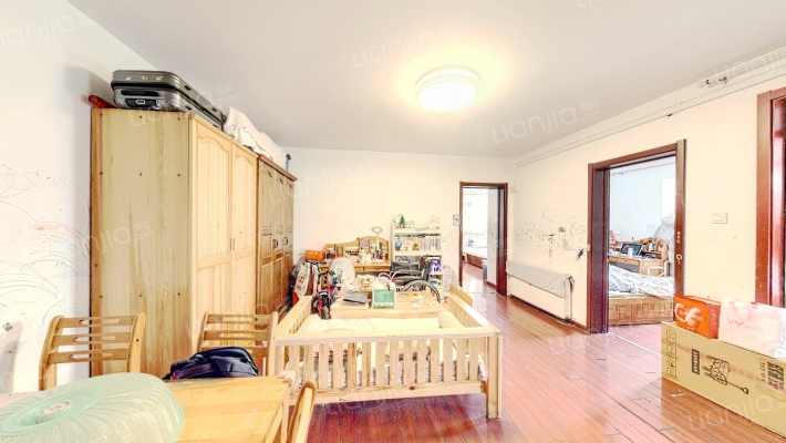 静安曙光雅苑二手房实景图