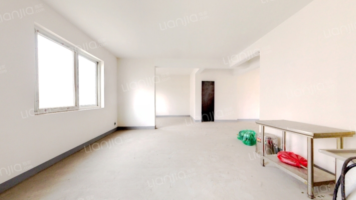 东方雅园三期二手房实景图