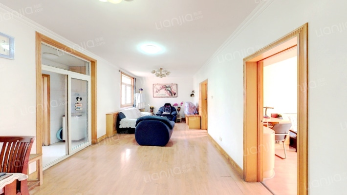 锦桂花园二手房实景图