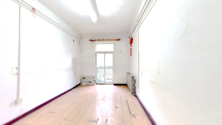 设计里二手房实景图