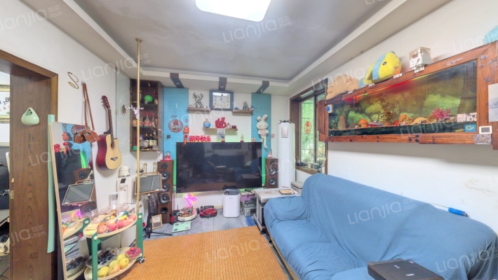 龙柏社区二手房实景图