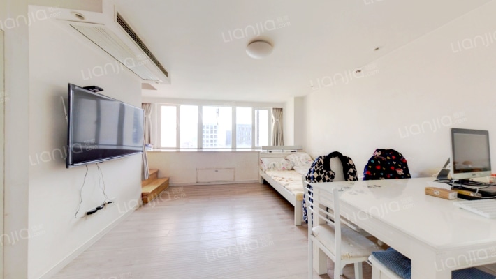 海辰水岸晶座二手房实景图