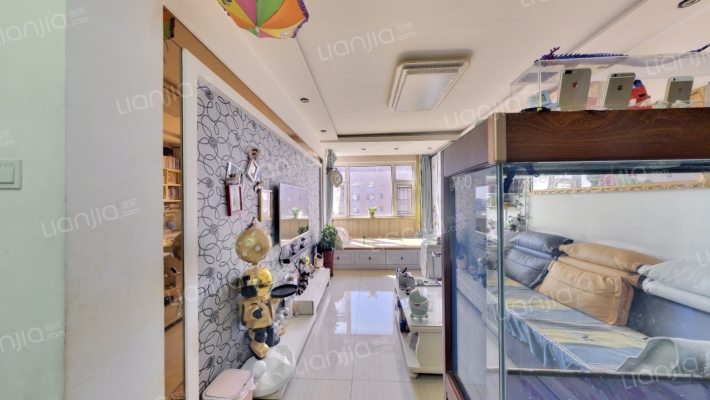 东田青年城C区二手房实景图