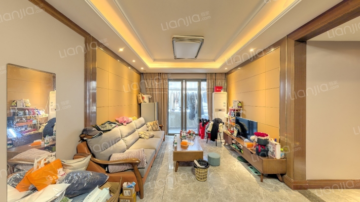 恒大龙江翡翠二手房实景图