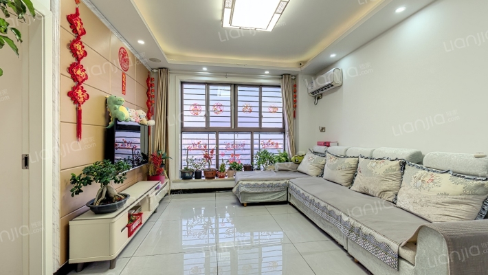 万科印象花园四期二手房实景图