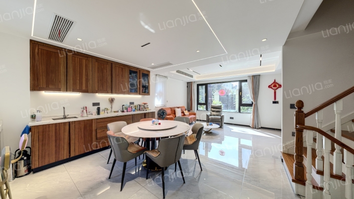 万科天籁湖畔二手房实景图