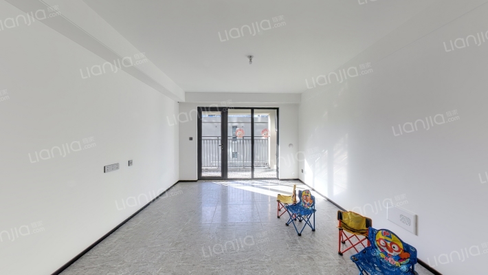 新华万科翡翠观海二手房实景图