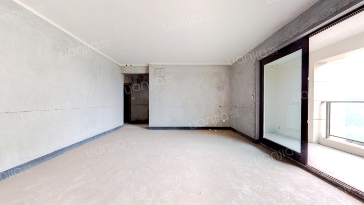 麓铭花涧集二手房实景图