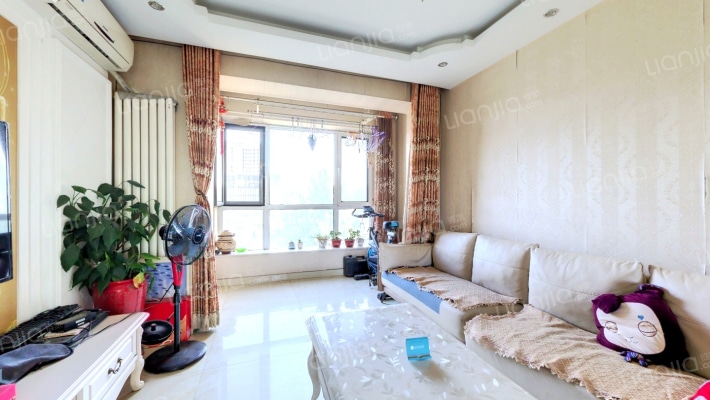 中建国际港二手房实景图