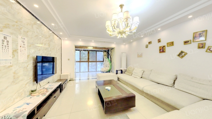 新希望皇冠国际二手房实景图