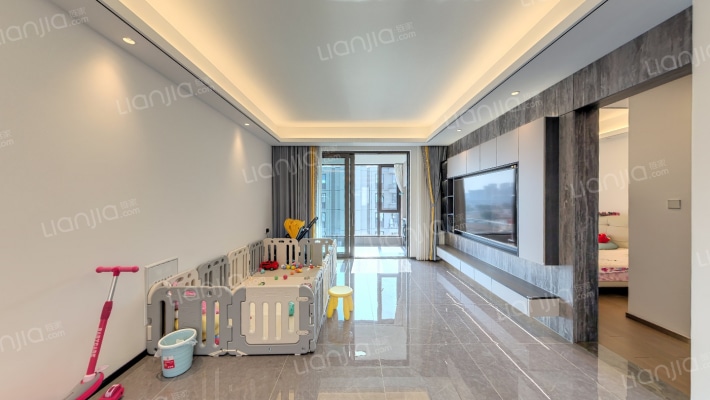 保利湖光印二手房实景图