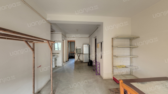 爱涛天逸园二手房实景图