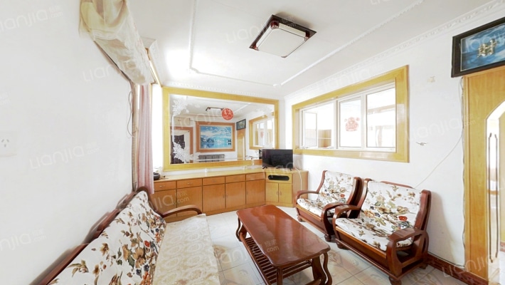 抹直口政府家属楼二手房实景图