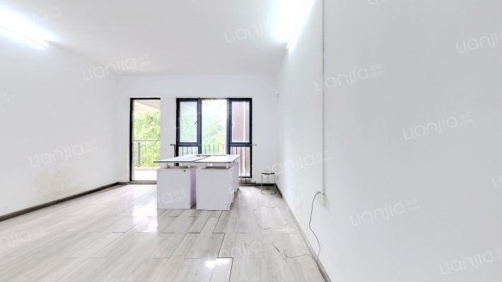 泰然南湖玫瑰湾二期二手房实景图