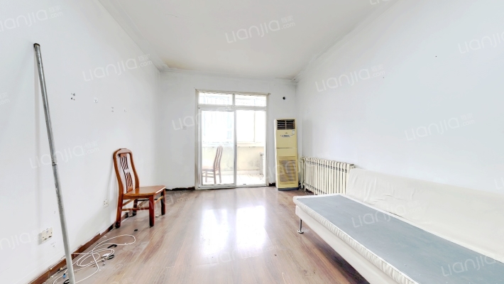 隆曦园C区二手房实景图