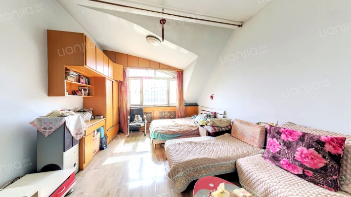 鸿博嘉园二手房实景图