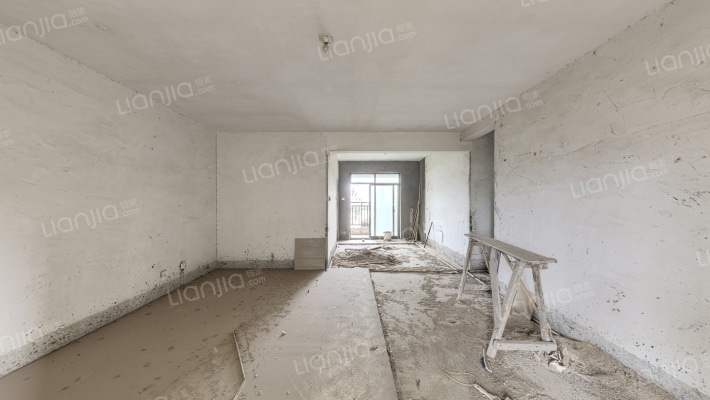 中鼎江岸花城二手房实景图