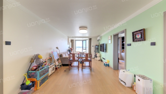 恋日绿岛二手房实景图