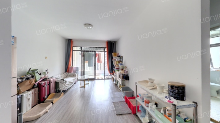 和昌都汇华郡二手房实景图