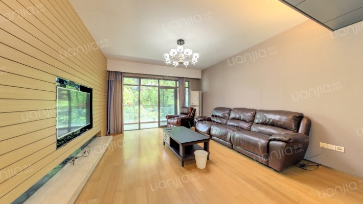 鹭岛国际三期二手房实景图