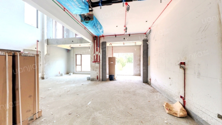 青岛小镇悦峰二手房实景图