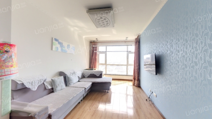 东田青年城A区二手房实景图