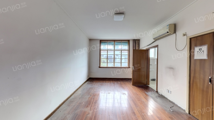 西新别墅二手房实景图