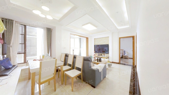 龙光君悦华庭二期二手房实景图