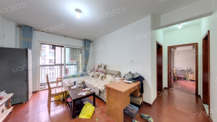 红色佳苑二手房实景图