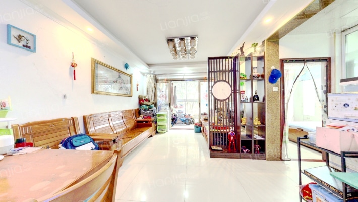 西湖苑东区二手房实景图