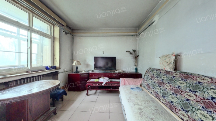 青海油田离退休基地二手房实景图