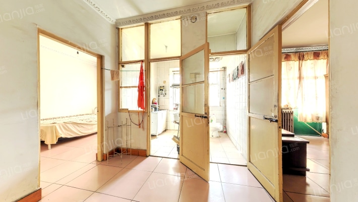 原新西路二手房实景图