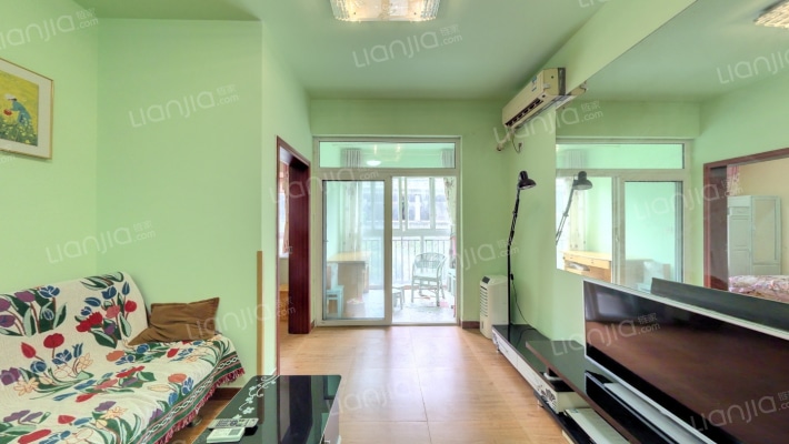 志龙倚林佳园二手房实景图