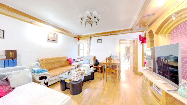 煤矿疗养院宿舍二手房实景图