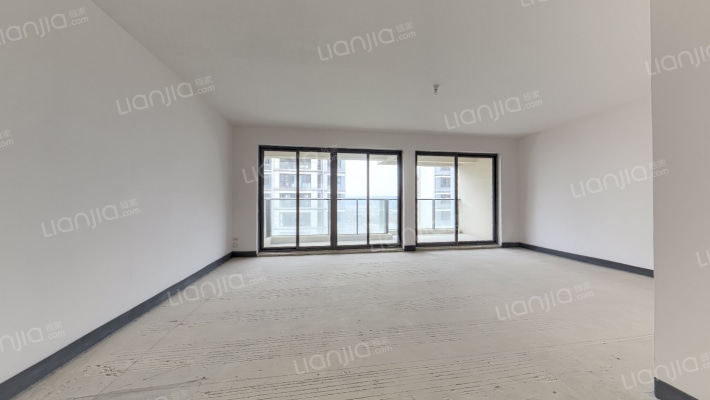 龙湖景粼天著花千树二手房实景图