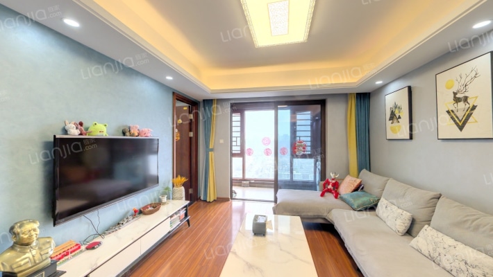 龙湖水晶郦城二手房实景图