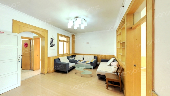 环山路105号二手房实景图