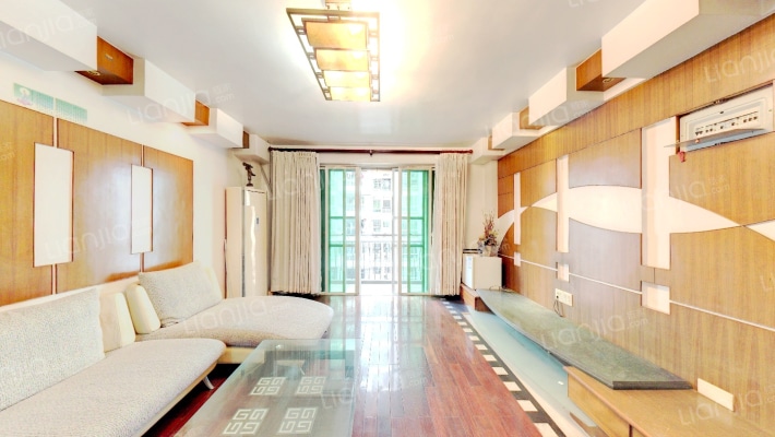 达芙妮名苑二手房实景图