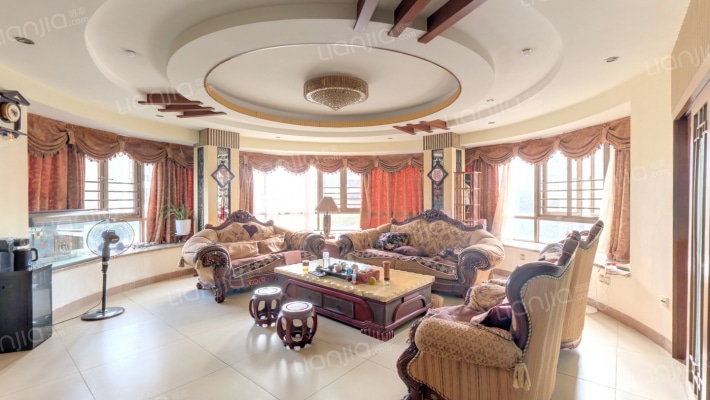 丽日百合家园二手房实景图